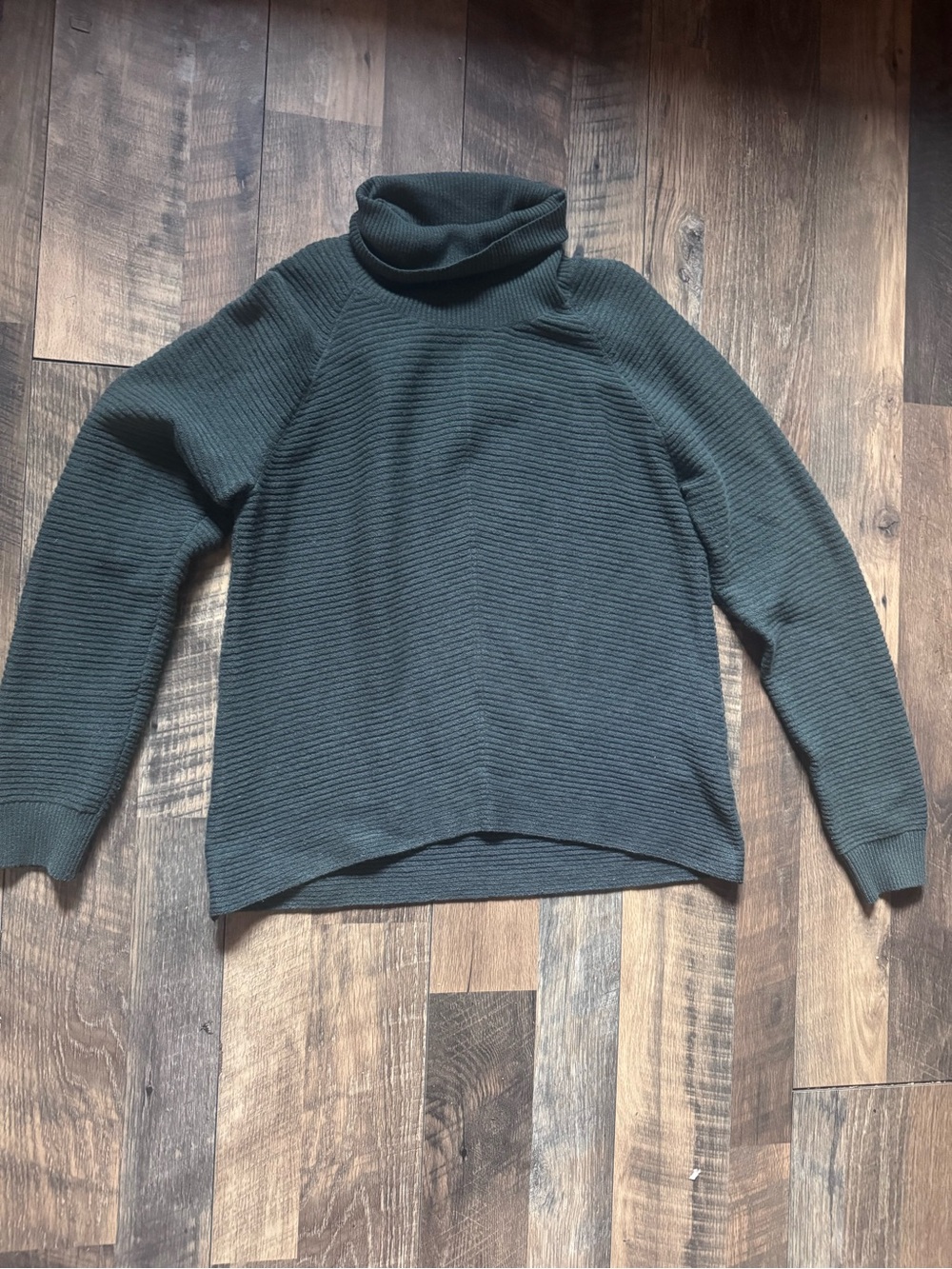 Kuhl Ribbed Turtleneck Sweater in Deep Teal